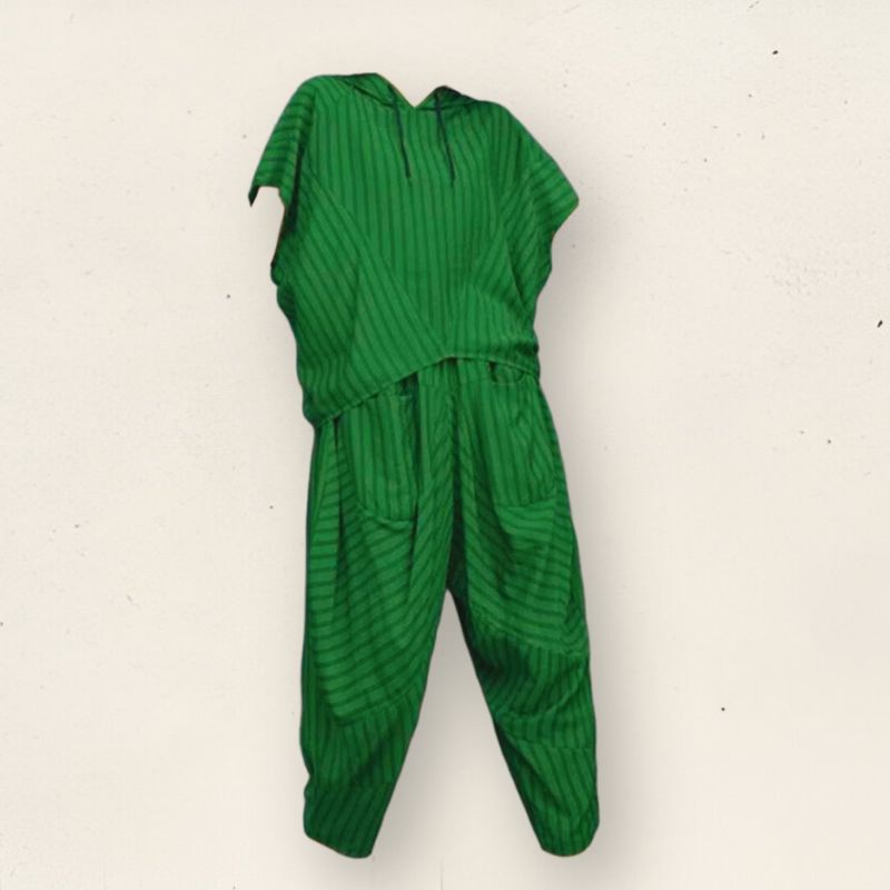 شومیز و شلوار کراپ کلاهدار-1 شومیز و شلوار کراپ کلاهدار - تصویر 1