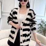 ژاکت بافت جلو دکمه راه راه - تصویر 4